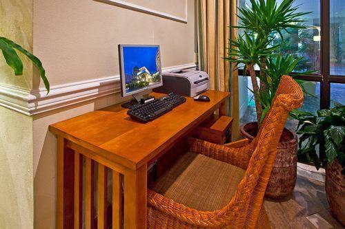 Holiday Inn On The Beach Destin Servizi foto